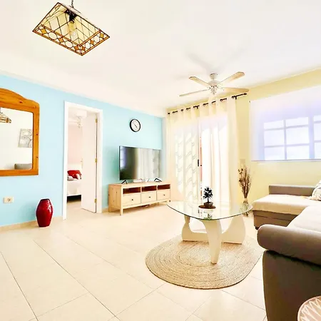 !!! Relaxing View, The Heights With Terrace And Heated Pools, Cristianos Apartman Los Cristianos