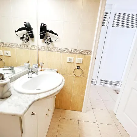 Apartament !!! Relaxing View, The Heights With Terrace And Heated Pools, Cristianos Los Cristianos (Tenerife)