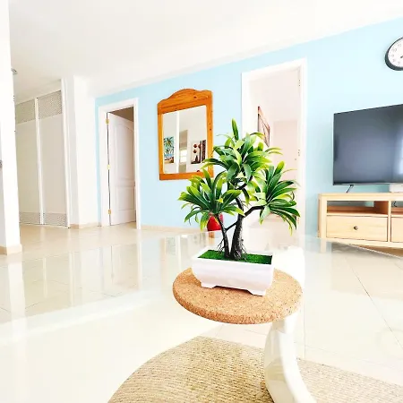 Daire !!! Relaxing View, The Heights With Terrace And Heated Pools, Cristianos