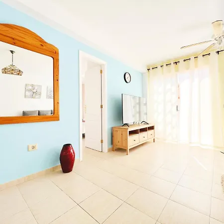 Daire !!! Relaxing View, The Heights With Terrace And Heated Pools, Cristianos